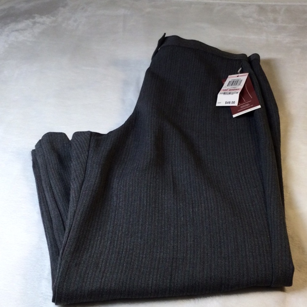J M Collection, “Magic Pant”Women’s 10 P
